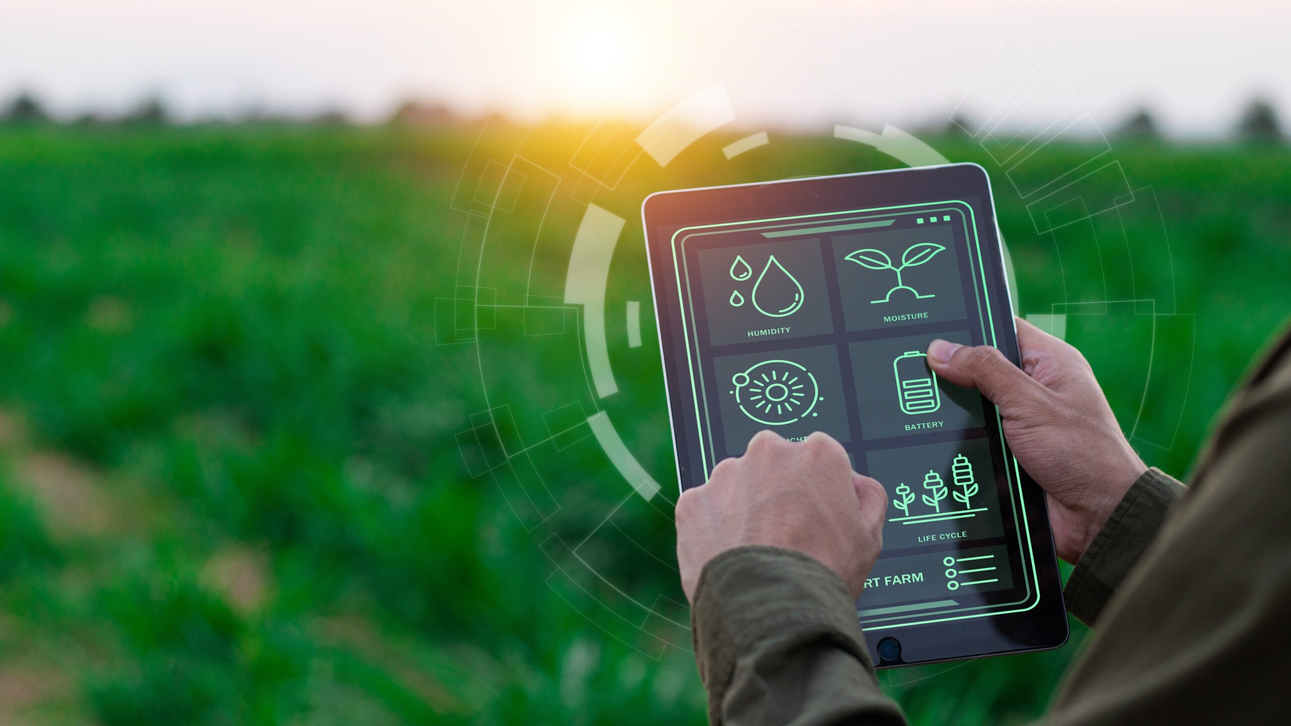 Farmers,Use,Agricultural,Technology,In,Data,Analysis,Tablets,And,Image